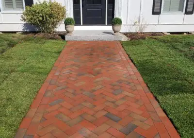 Paver walkway by Modena NH - hardscapes hampstead nh