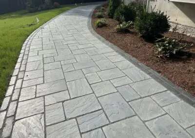 Walkway made by Modena NH - hardscapes brookline nh