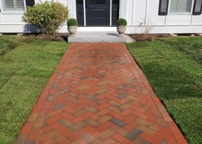 Paver walkway by Modena NH - hardscapes hampstead nh