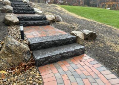 Brick walkway with concrete steps made by Modena NH - hardscapes hudson nh